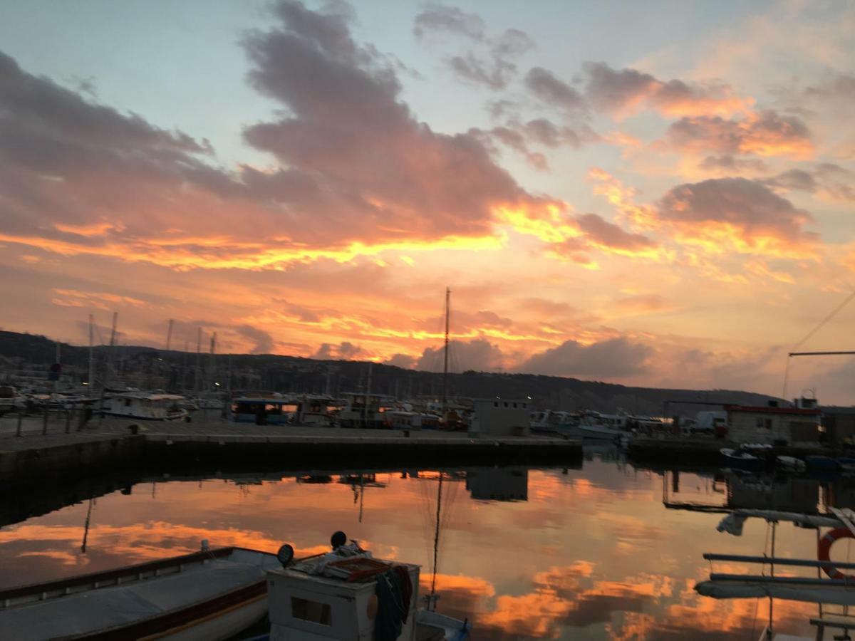 Fontana Daire Izola Dış mekan fotoğraf